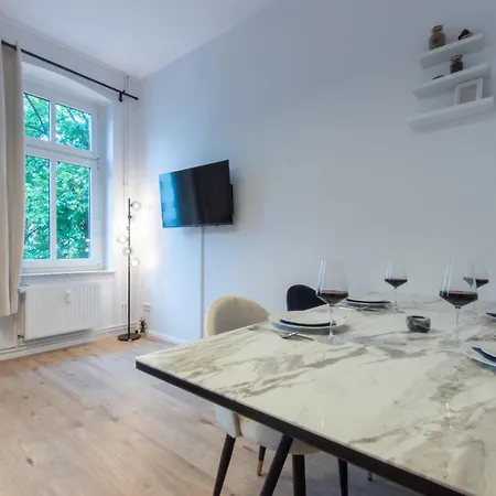 Dessaus Motto Appartements! Solo - Paerchen - Familien - Gruppen Zimmer foto