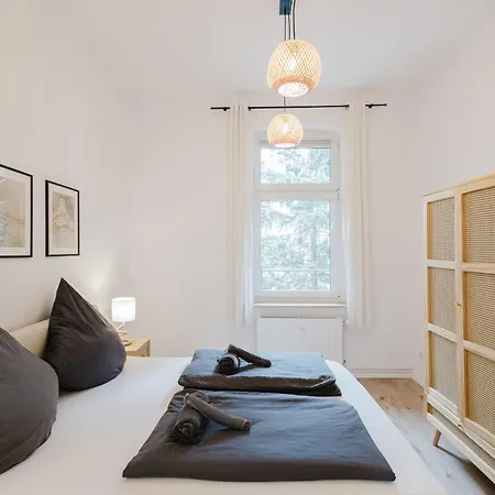 Dessaus Motto Appartements! Solo - Paerchen - Familien - Gruppen Room photo
