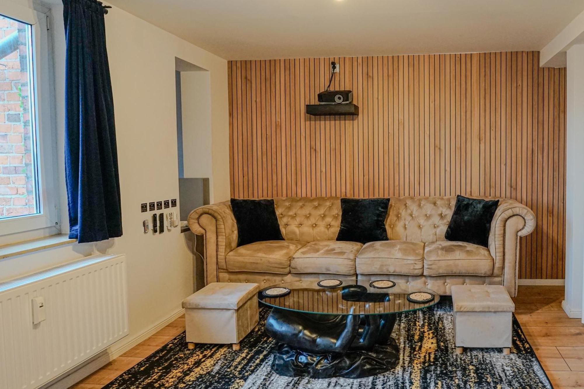 Dessaus Motto Appartements! Solo - Paerchen - Familien - Gruppen *
