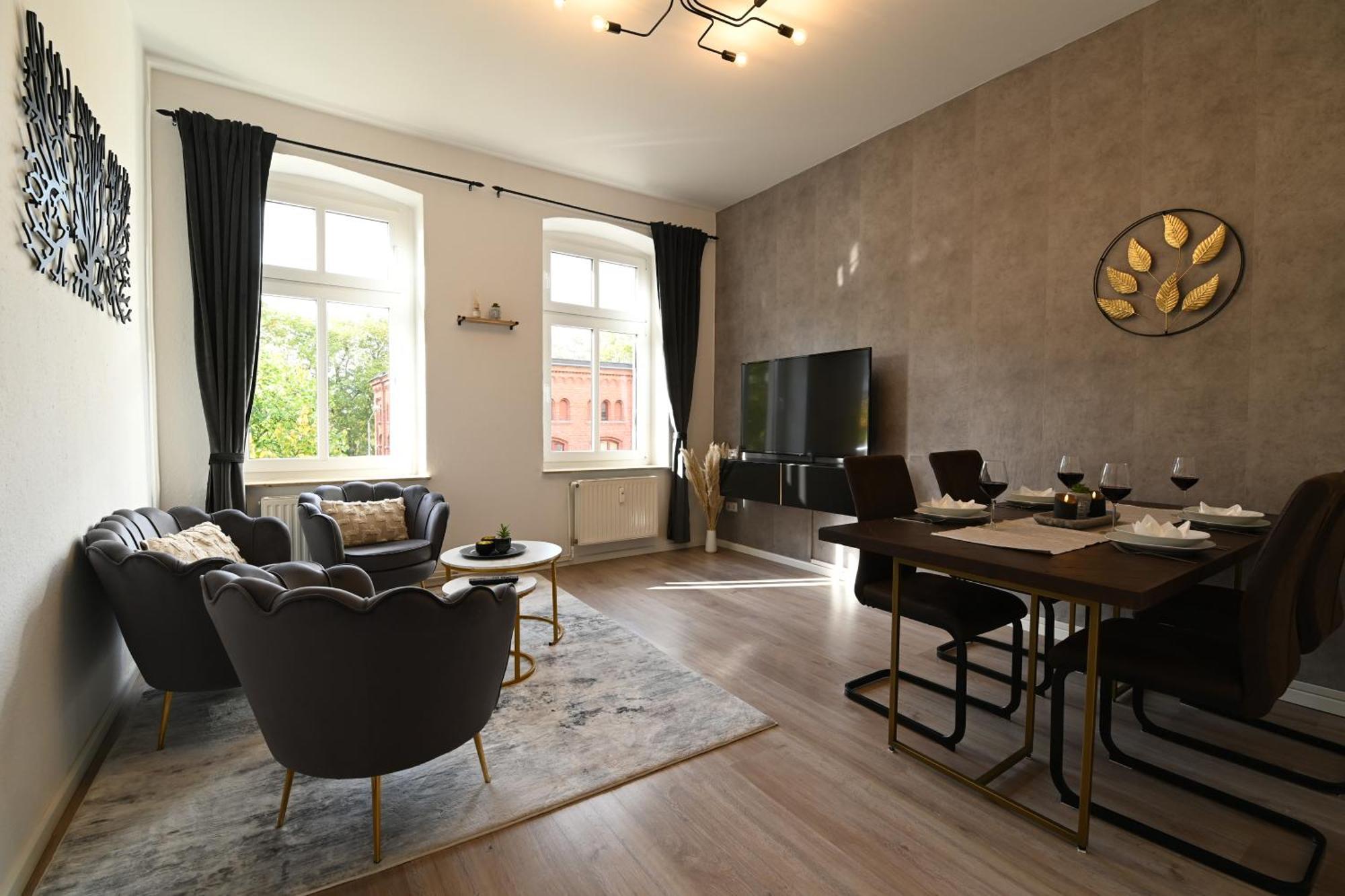 Dessaus Motto Appartements! Solo - Paerchen - Familien - Gruppen Apartment *